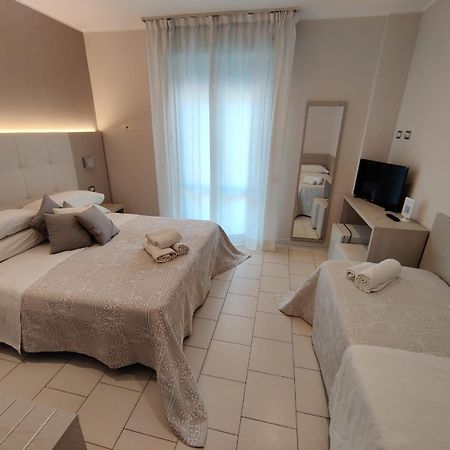 Hotel Stefan Room & Breakfast Gatteo a Mare Bagian luar foto