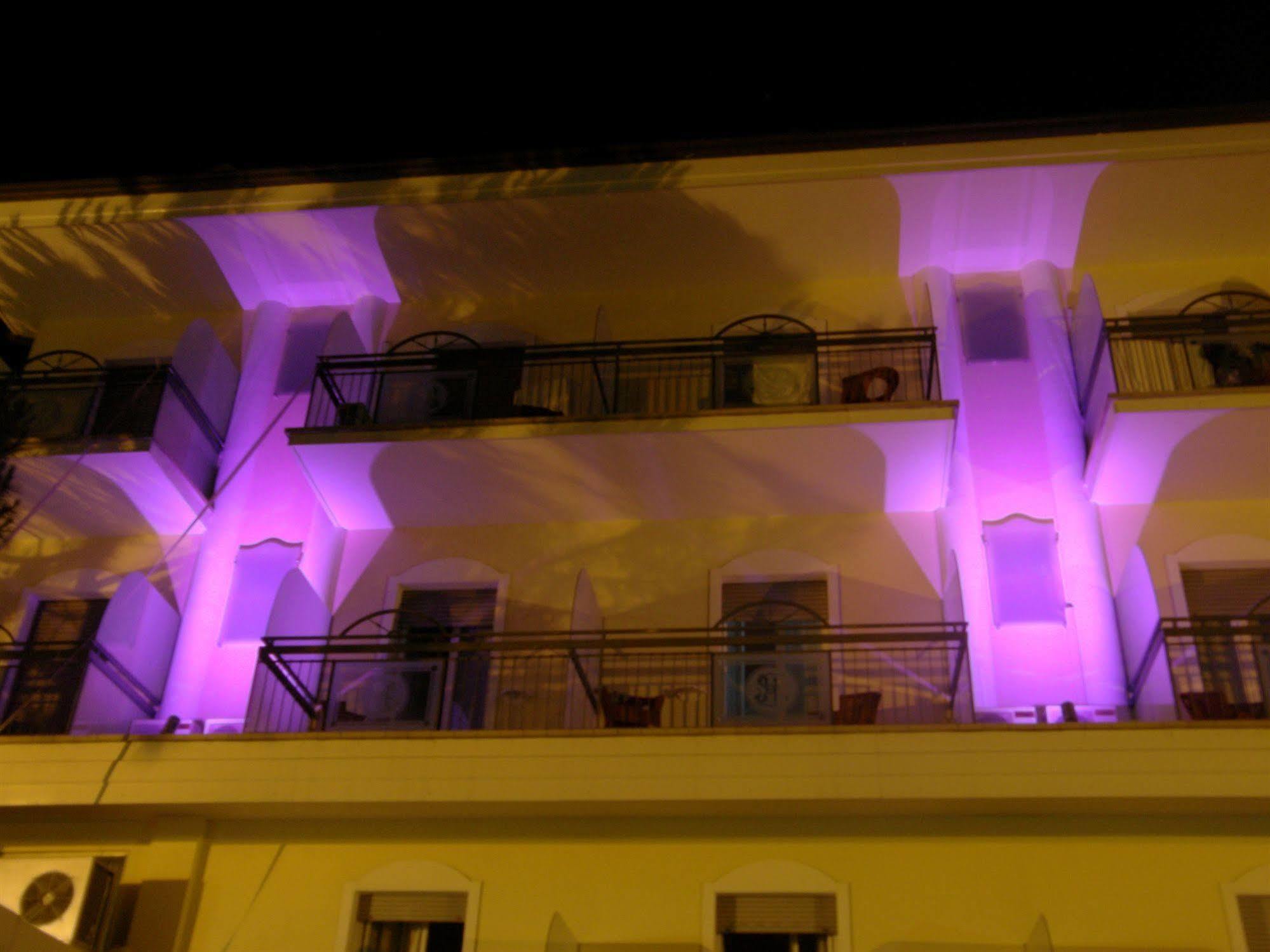 Hotel Stefan Room & Breakfast Gatteo a Mare Bagian luar foto