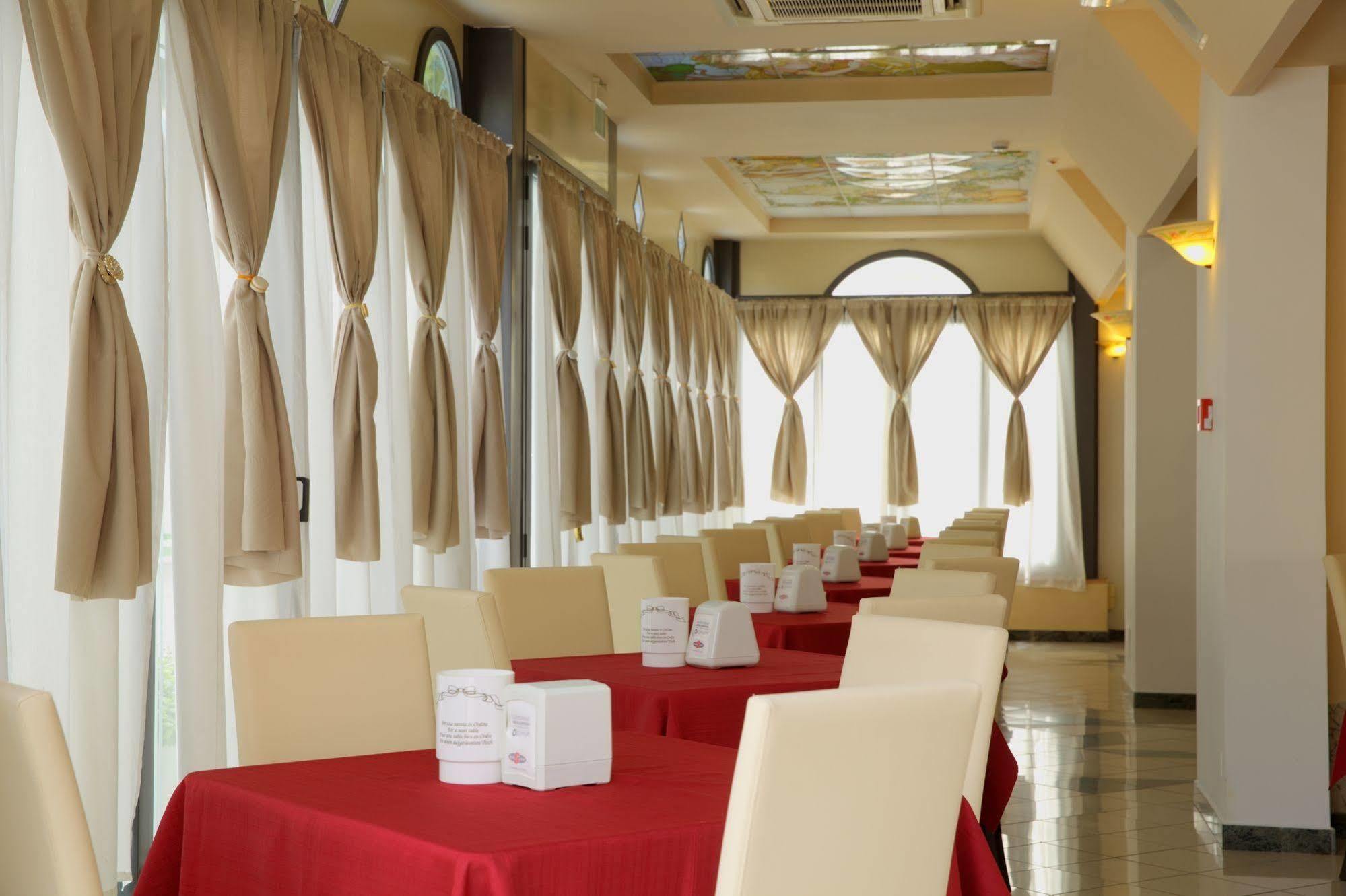 Hotel Stefan Room & Breakfast Gatteo a Mare Bagian luar foto