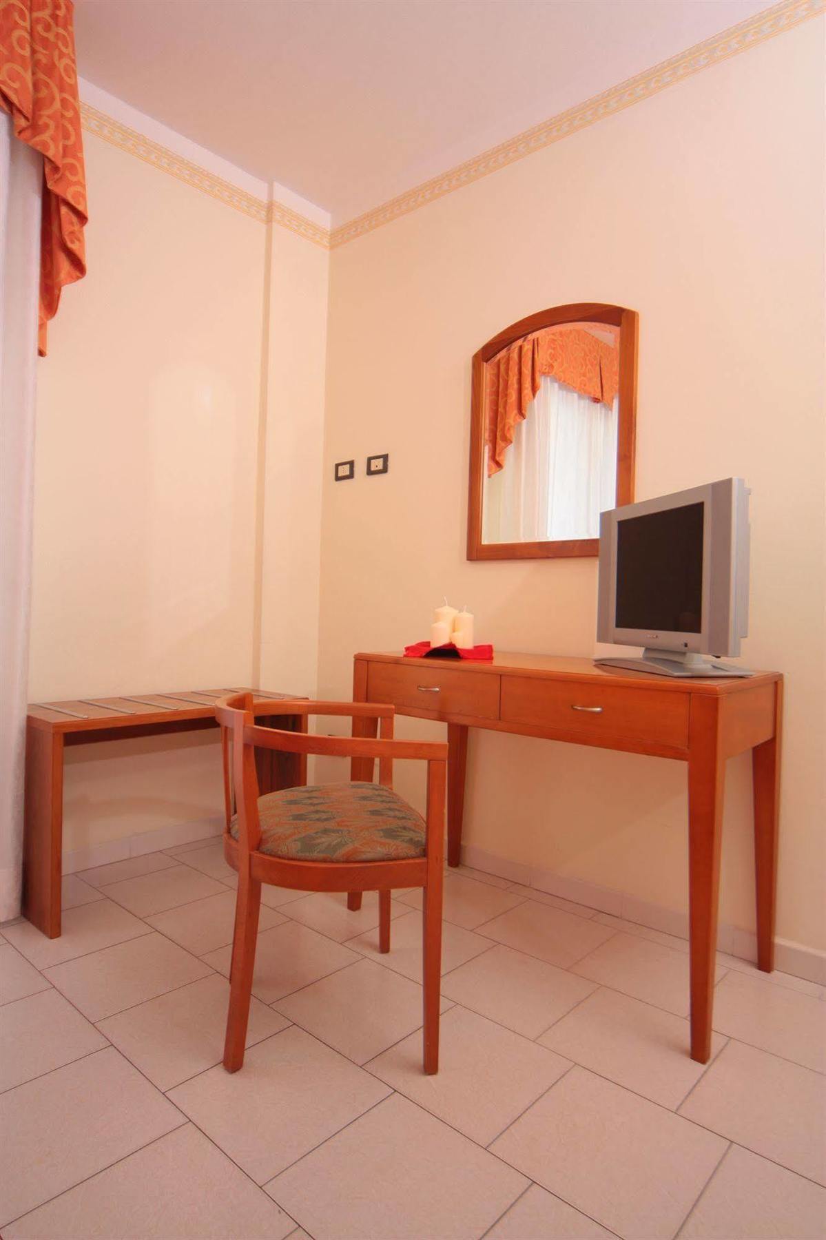 Hotel Stefan Room & Breakfast Gatteo a Mare Bagian luar foto