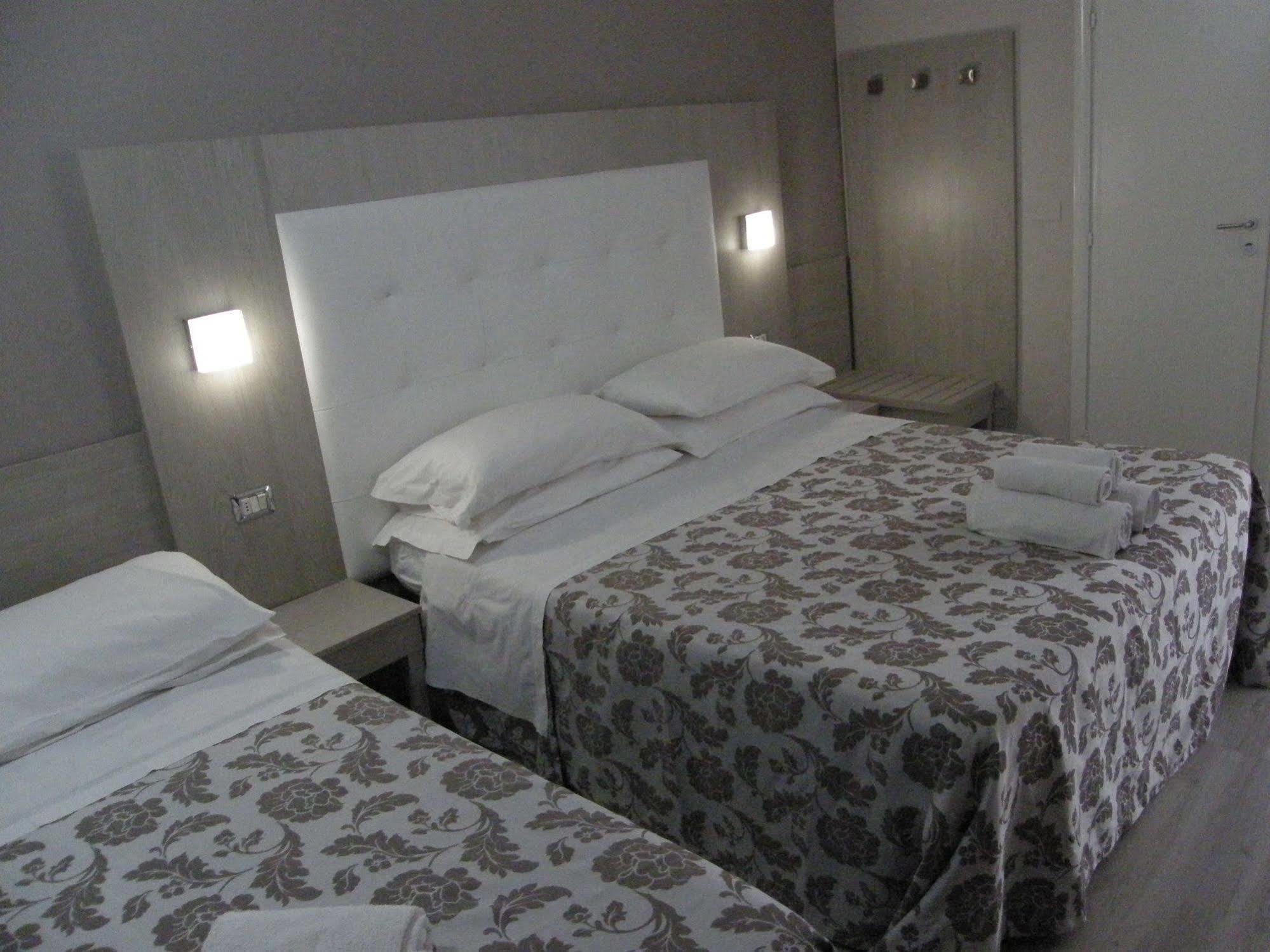Hotel Stefan Room & Breakfast Gatteo a Mare Bagian luar foto